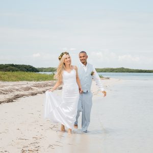 Amber & Damon Beach Wedding