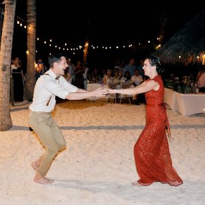 Joëlle and Steffen Beach Wedding