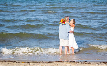 Lori and Richard: Beach Casual