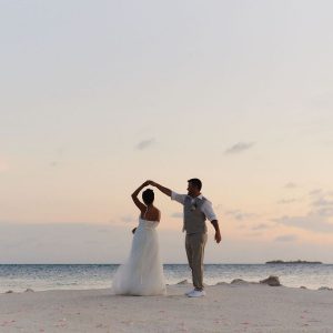 Lupita and Michael Pristine Island Wedding