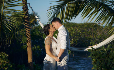 Samantha and Bradley Caye Caulker Wedding