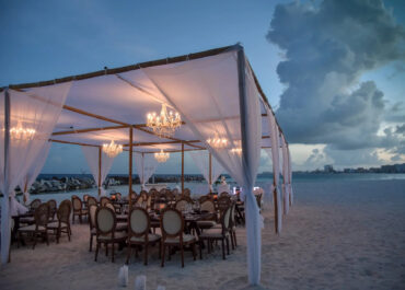 Why should I have a luxury destination wedding in Mexico?